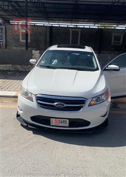 Ford Taurus